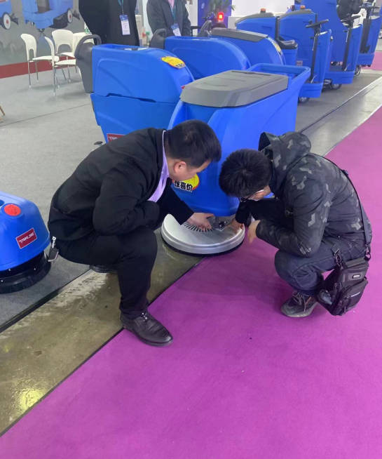 清远小型电动洗地机是否适合用于环卫保洁