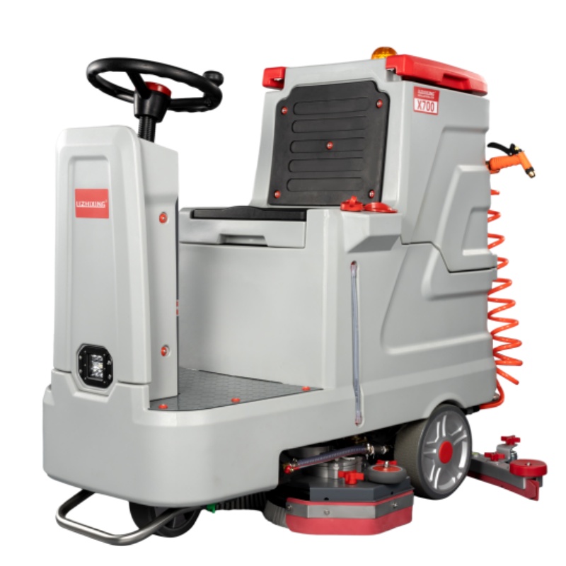 清远坦洁全自动驾驶式洗地机X700